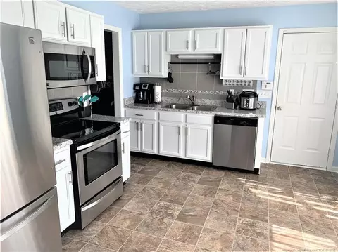 355 Eileen Dr, Spring Lake, NC 28390 photo 7