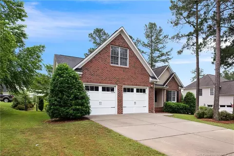 35 Blue Pine Dr, Spring Lake, NC 28390 photo 2