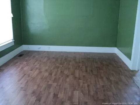 617 E 7th St, Lumberton, NC 28358 photo 9