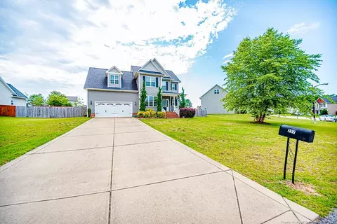 237 Lockwood Dr, Cameron, NC 28326 photo 3