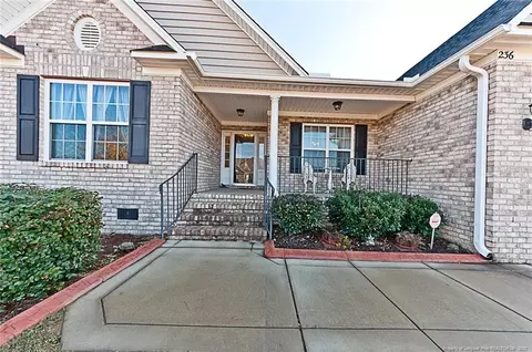236 Oakridge Dr, Raeford, NC 28376 photo 2
