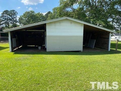 303 E Morgan St, Benson, NC 27504 photo 16