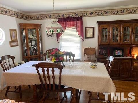 303 E Morgan St, Benson, NC 27504 photo 6