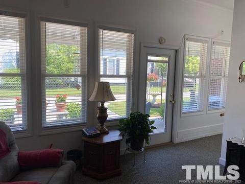 303 E Morgan St, Benson, NC 27504 photo 9