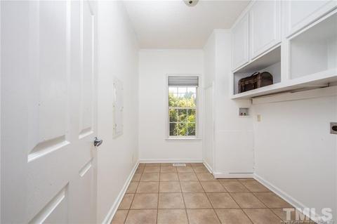 3075 Roanoke Rd, Clinton, NC 28328 photo 10