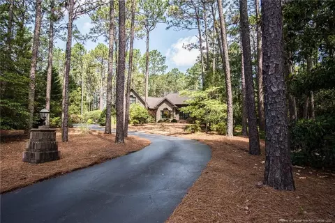 90 Magnolia Ave, Pinehurst, NC 28374 photo 2