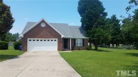 110 Nesting Ln, Raeford, NC 28376 photo 1