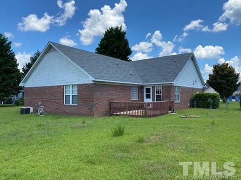 110 Nesting Ln, Raeford, NC 28376 photo 14