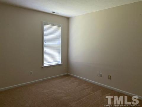 110 Nesting Ln, Raeford, NC 28376 photo 12