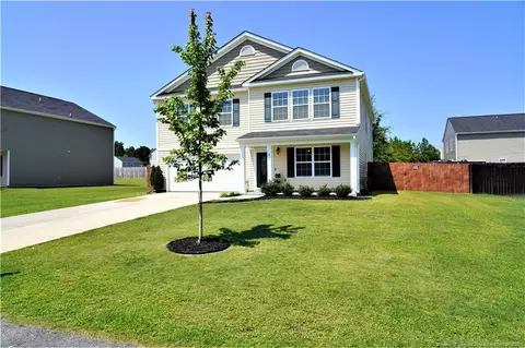611 Botanical Ct, Bunnlevel, NC 28323 photo 2