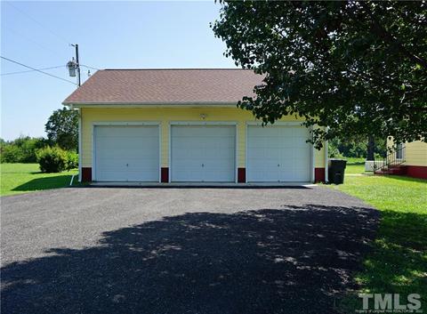 2395 Old Stage Rd, Erwin, NC 28339 photo 3