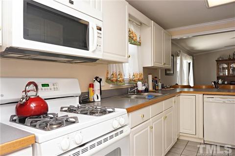 2395 Old Stage Rd, Erwin, NC 28339 photo 16