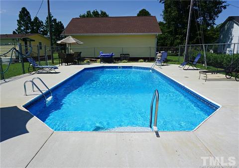 2395 Old Stage Rd, Erwin, NC 28339 photo 6