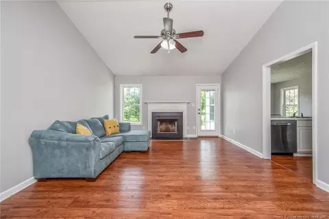 120 Tanner Loop, Raeford, NC 28376 photo 5