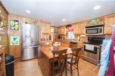 45 Drake Cir, Bunnlevel, NC 28323 photo 9