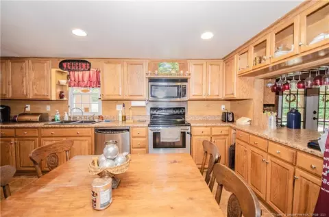 45 Drake Cir, Bunnlevel, NC 28323 photo 10