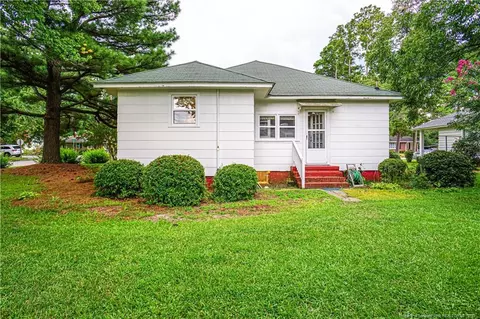 110 E D St, Erwin, NC 28339 photo 5