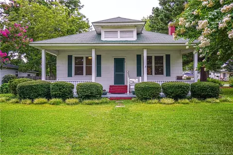 110 E D St, Erwin, NC 28339 photo 1