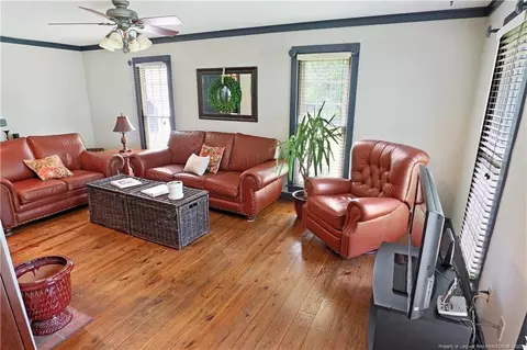185 Robin Loop, Dunn, NC 28334 photo 8