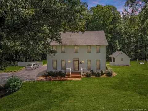 185 Robin Loop, Dunn, NC 28334 photo 1