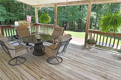 185 Robin Loop, Dunn, NC 28334 photo 34