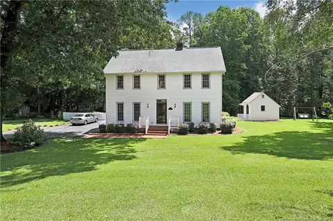 185 Robin Loop, Dunn, NC 28334 photo 4