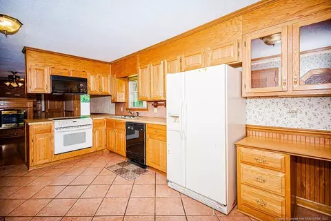 302 Smith Dr, Broadway, NC 27505 photo 8