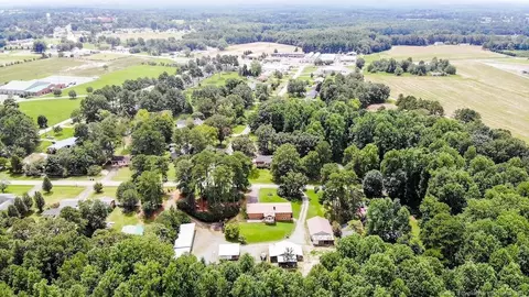 302 Smith Dr, Broadway, NC 27505 photo 2