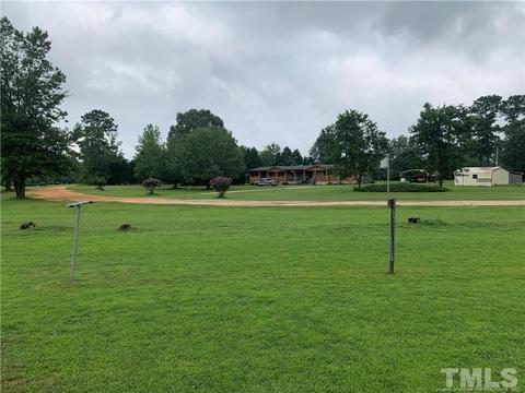 7803 Smithfield Rd, Godwin, NC 28344 photo 3