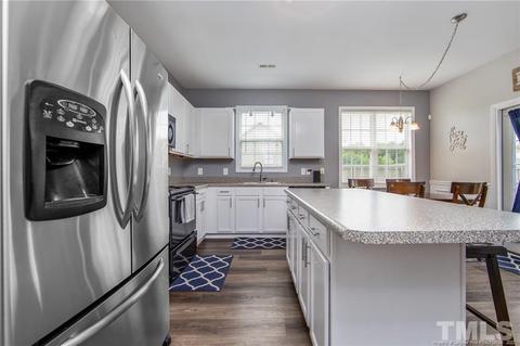 25 Braxton Ct, Erwin, NC 28339 photo 13