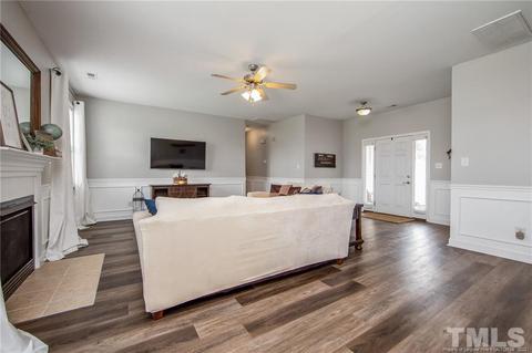 25 Braxton Ct, Erwin, NC 28339 photo 10