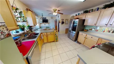 649 Yorkshire Dr, Cameron, NC 28326 photo 10