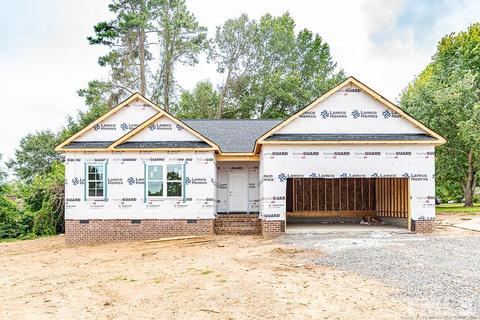 205 Mcleod Ave, Broadway, NC 27505 photo 1