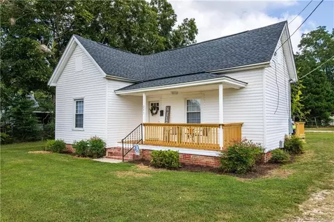 201 11th St, Erwin, NC 28339 photo 4