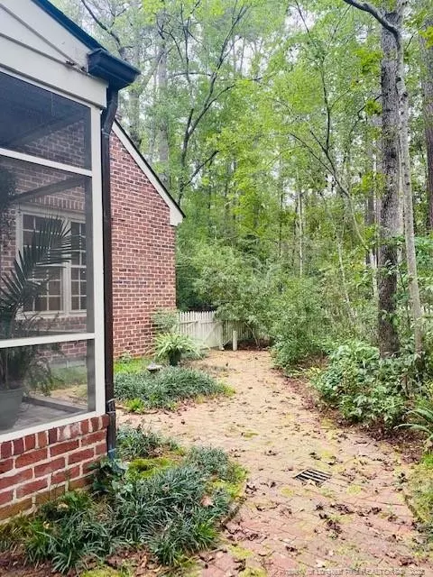 25 Trinity Dr, Lumberton, NC 28358 photo 5