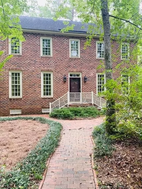 25 Trinity Dr, Lumberton, NC 28358 photo 1