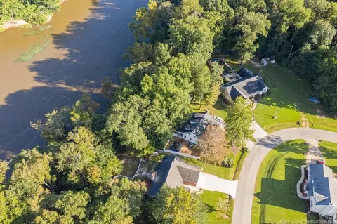 93 Waters Edge Dr, Erwin, NC 28339 photo 2