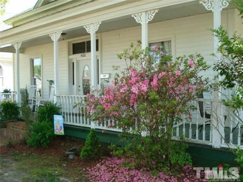 400 E Hill St, Benson, NC 27504 photo 7