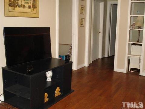 400 E Hill St, Benson, NC 27504 photo 28