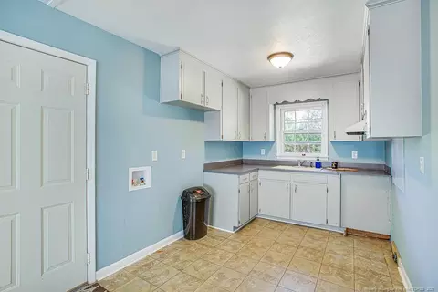 1102 Vass Rd, Spring Lake, NC 28390 photo 12