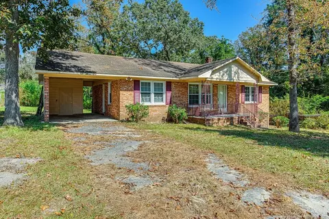 1102 Vass Rd, Spring Lake, NC 28390 photo 1