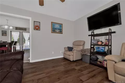 301 Berwick Dr, Raeford, NC 28376 photo 9
