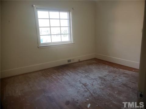 600 S Orange Ave, Dunn, NC 28334 photo 7
