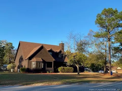 15 Montana Ln, Spring Lake, NC 28390