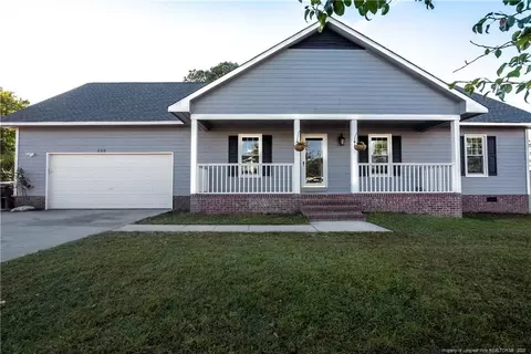 228 Eileen Dr, Spring Lake, NC 28390 photo 1