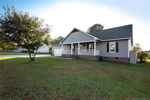 228 Eileen Dr, Spring Lake, NC 28390 photo 2