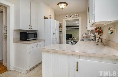 709 S Sampson Ave, Dunn, NC 28334 photo 11