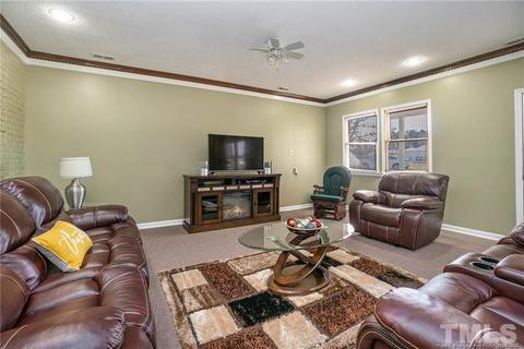 709 S Sampson Ave, Dunn, NC 28334 photo 13