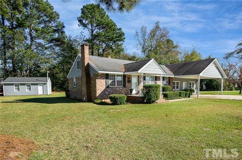 709 S Sampson Ave, Dunn, NC 28334 photo 2