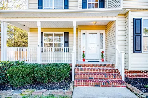 104 Gloucester Ct, Cameron, NC 28326 photo 5